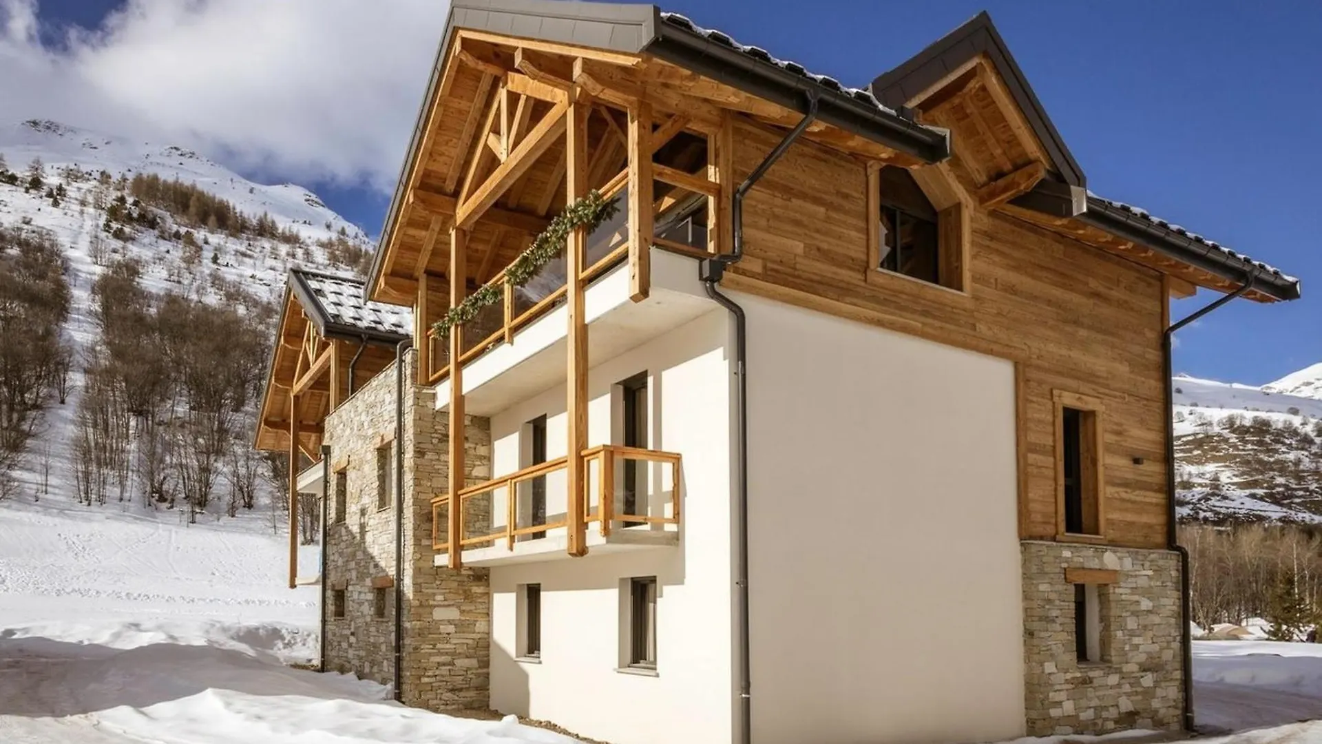 Chalet En Triplex Pour 14 Personnes Avec Wifi, Parking Et Terrasse - Fr-1-263-546 Valloire France